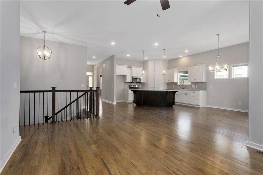 717 Riverwood Drive — photo 7