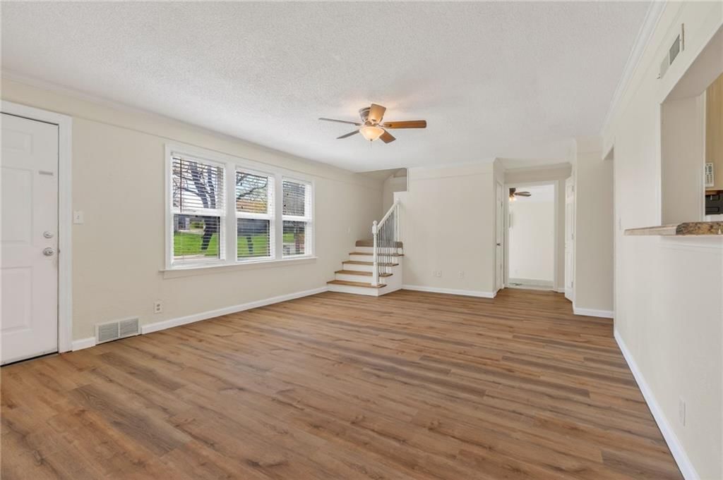 1101 NW B Street — photo 10
