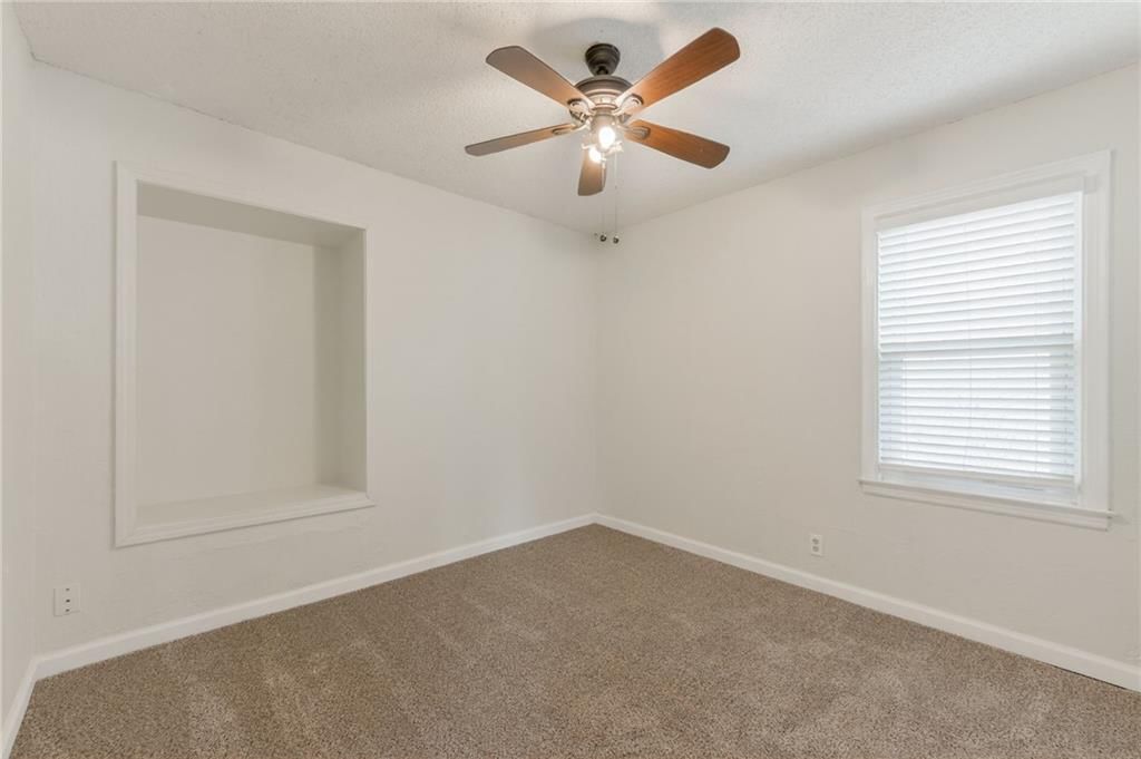 1101 NW B Street — photo 27