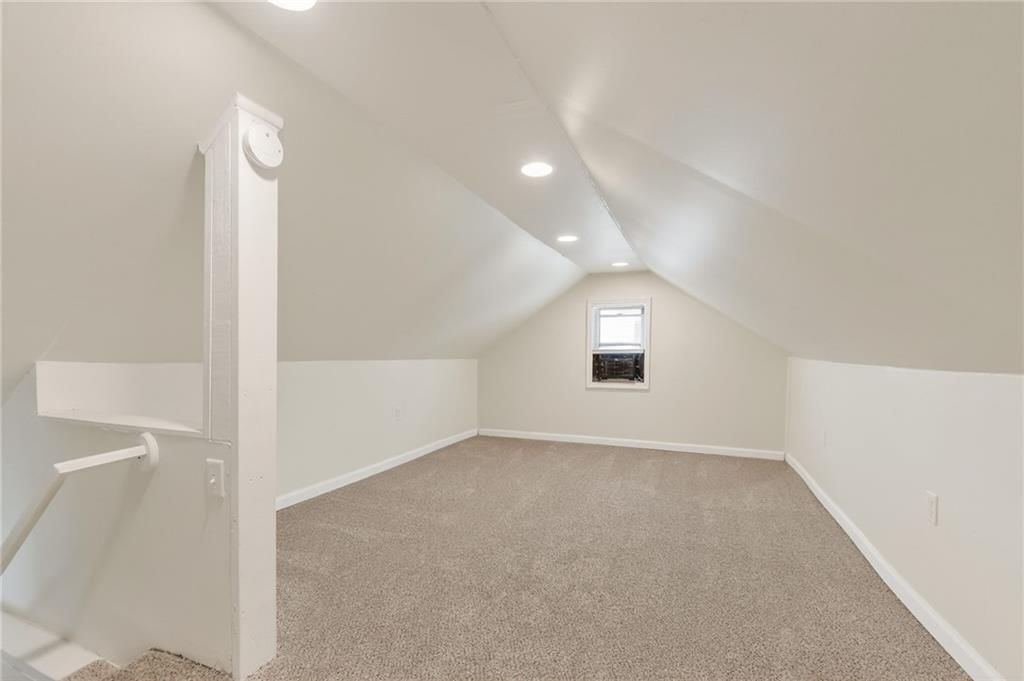 1101 NW B Street — photo 30