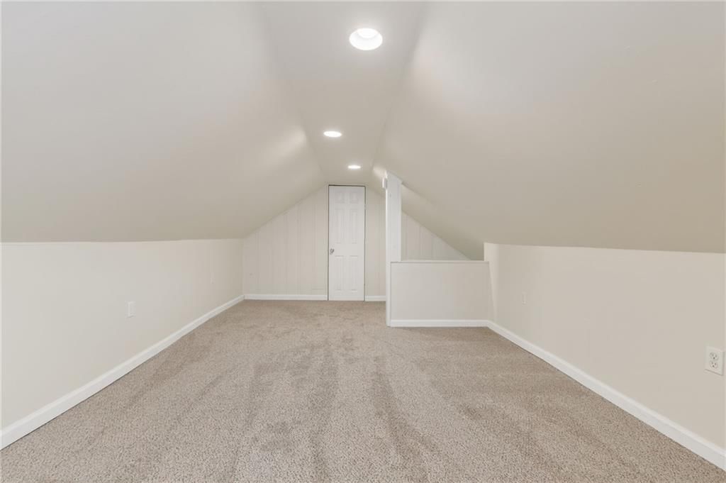 1101 NW B Street — photo 31