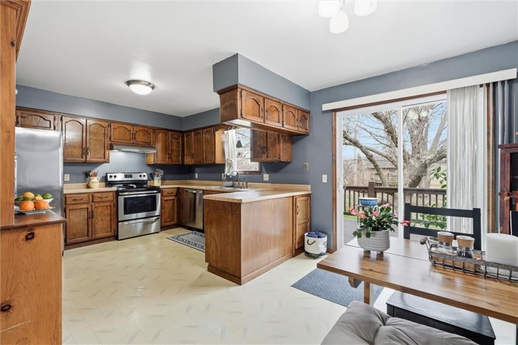 15909 W 153rd Street — photo 8