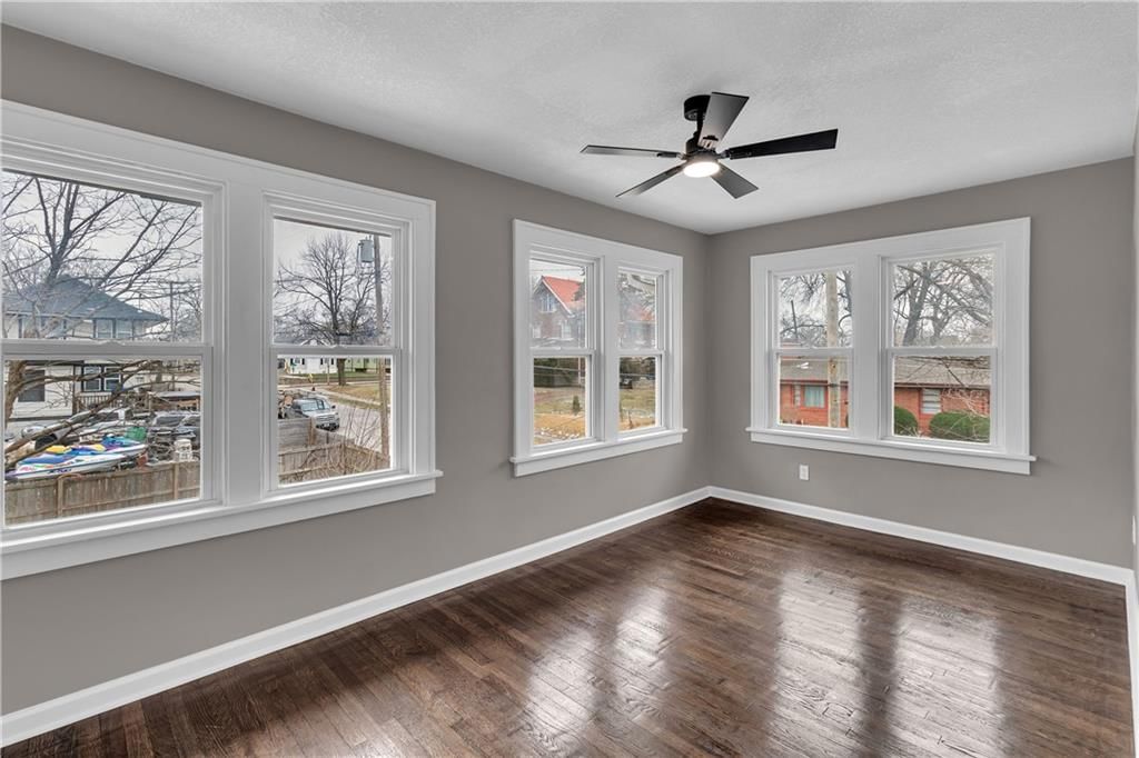 5647 WAYNE Avenue — photo 18
