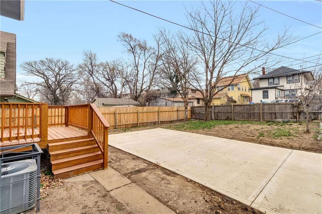5647 WAYNE Avenue — photo 30