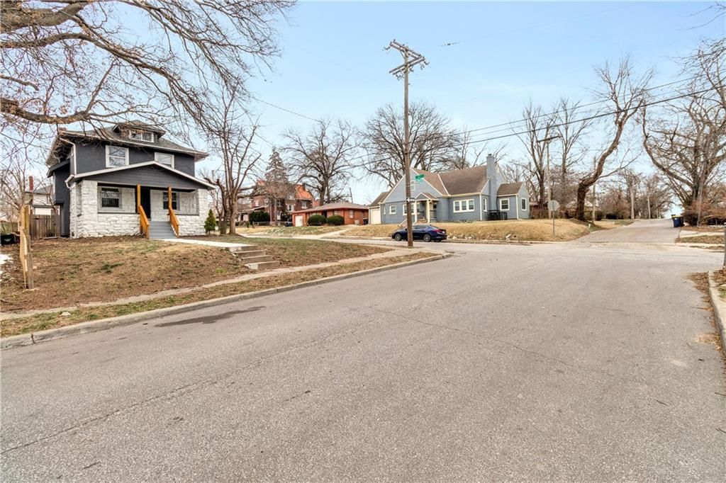 5647 WAYNE Avenue — photo 34
