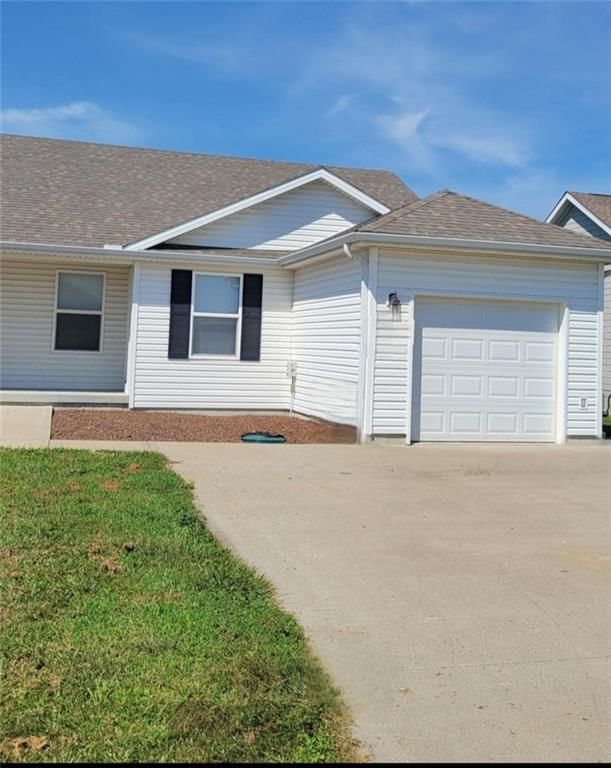 11740 Ridgeway Drive — photo 1