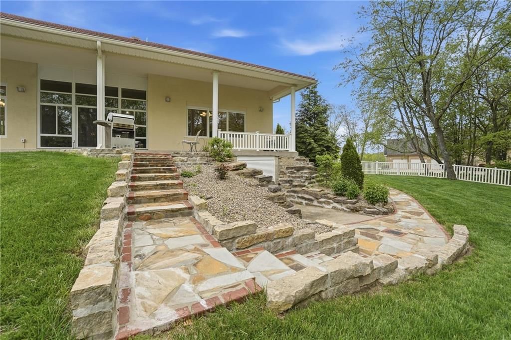 1107 SE Willow Place — photo 87