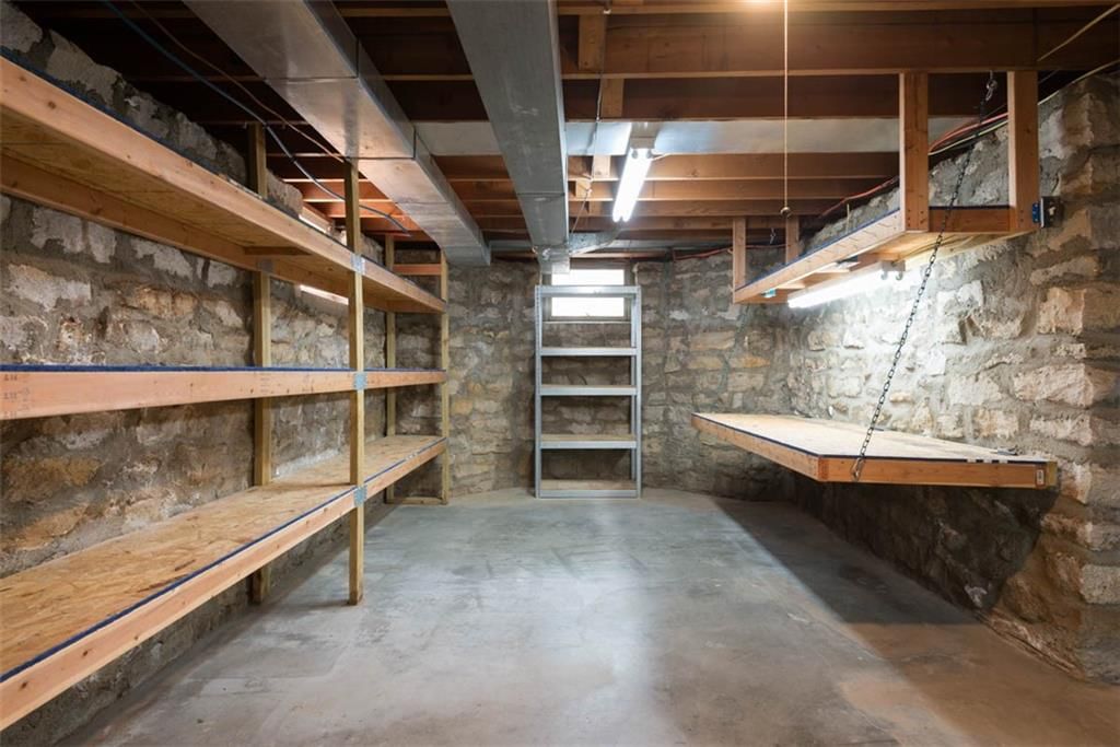 500 N Delaware Street — photo 34