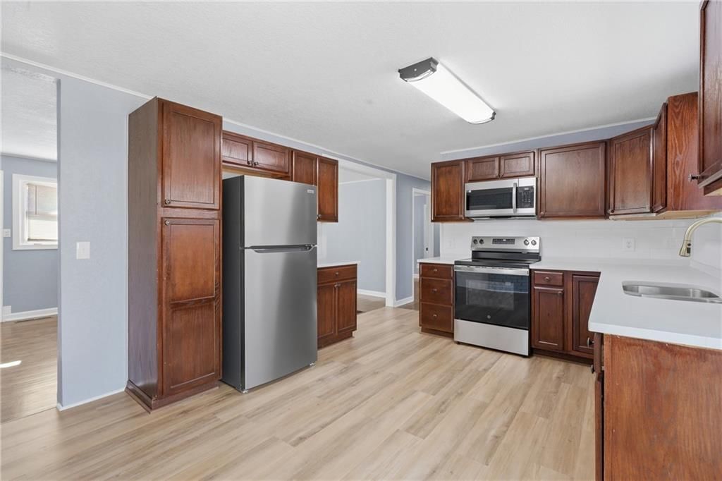 1002 NE 62nd St N/A — photo 9