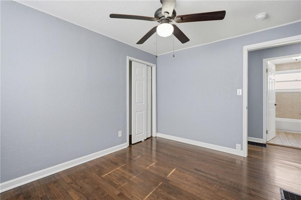 1002 NE 62nd St N/A — photo 14
