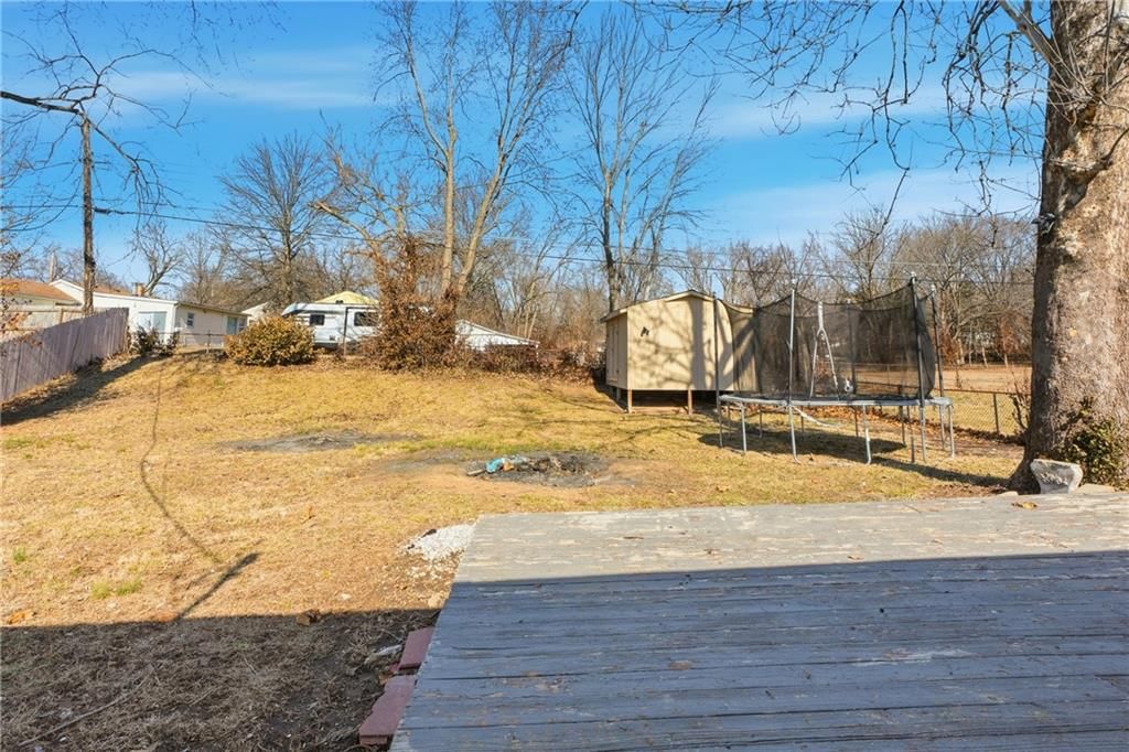 1002 NE 62nd St N/A — photo 22