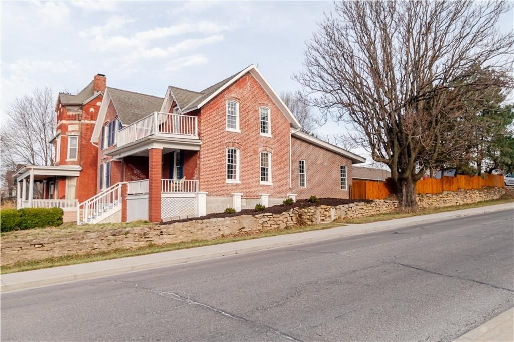 601 ATCHISON Street — photo 5