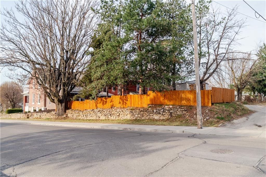 601 ATCHISON Street — photo 7