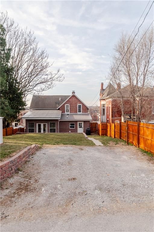 601 ATCHISON Street — photo 9