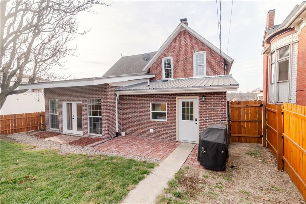601 ATCHISON Street — photo 17