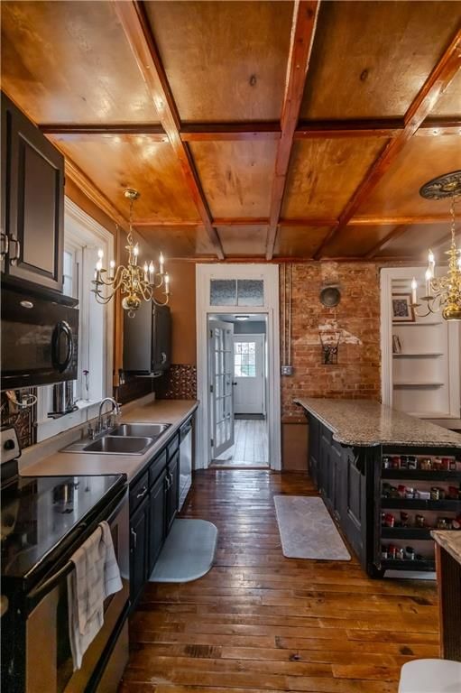 601 ATCHISON Street — photo 37