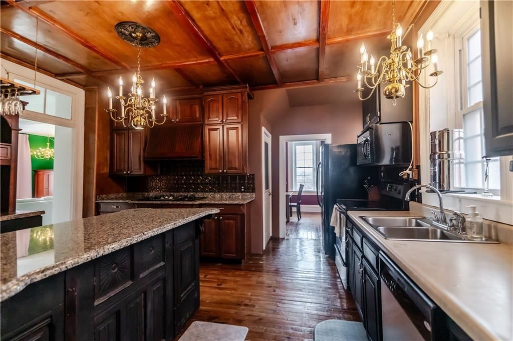 601 ATCHISON Street — photo 39