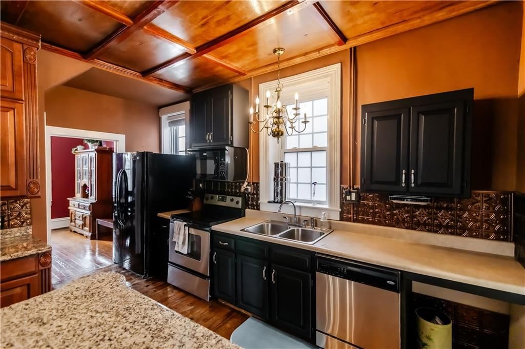 601 ATCHISON Street — photo 40