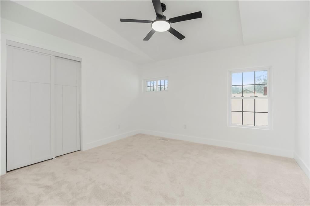 1327 New Jersey Street — photo 15