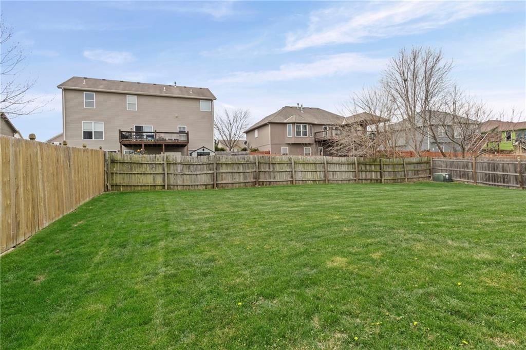 702 NW Eagle Drive — photo 22