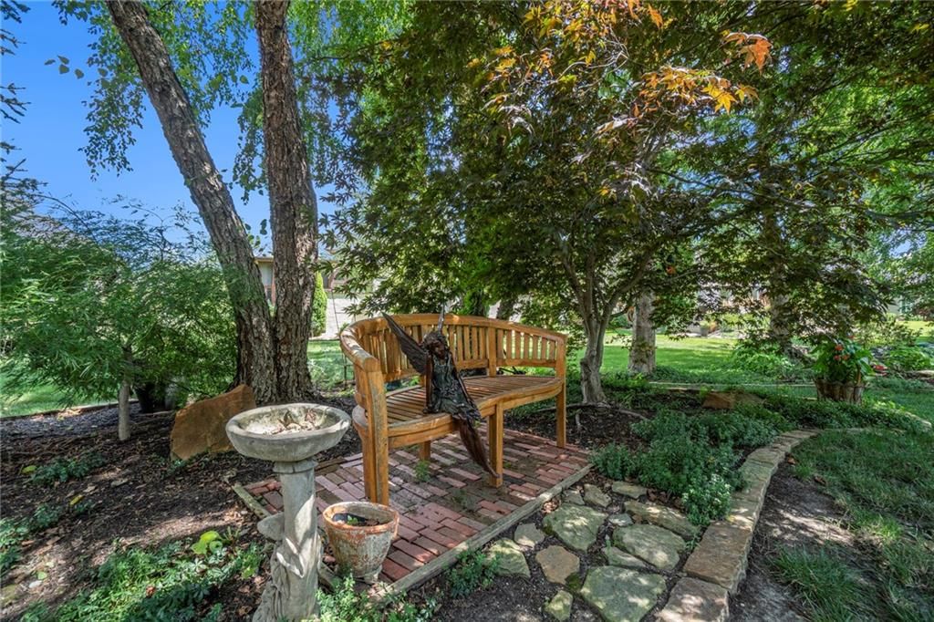 10009 N Euclid Avenue — photo 32