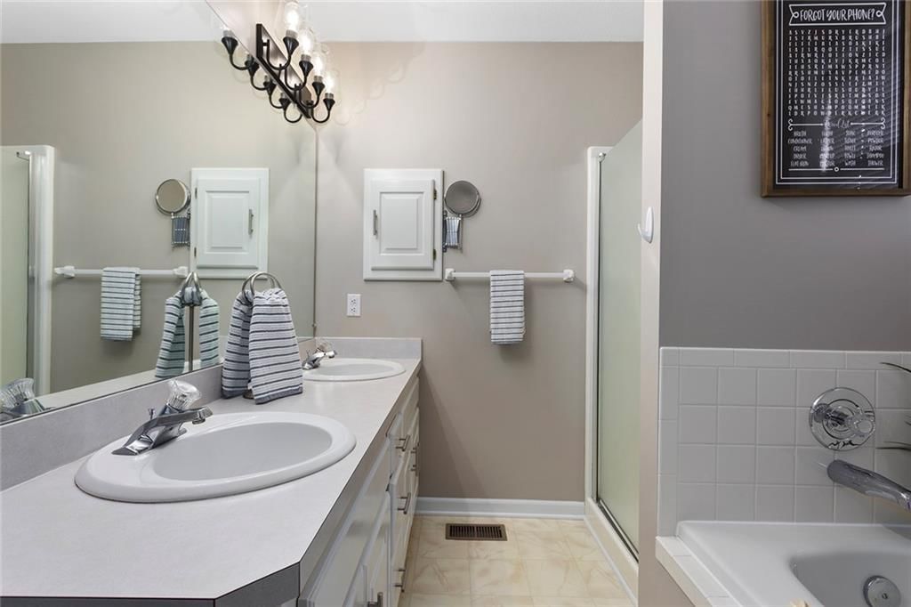 1249 SW Crossing Drive — photo 21