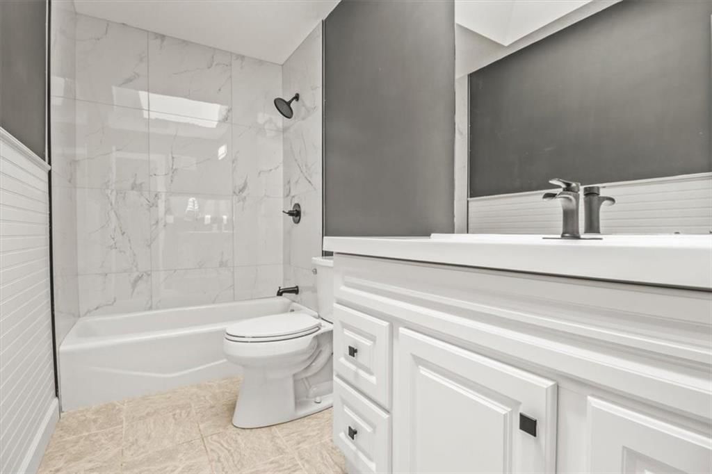 12425 Northern Avenue — photo 21