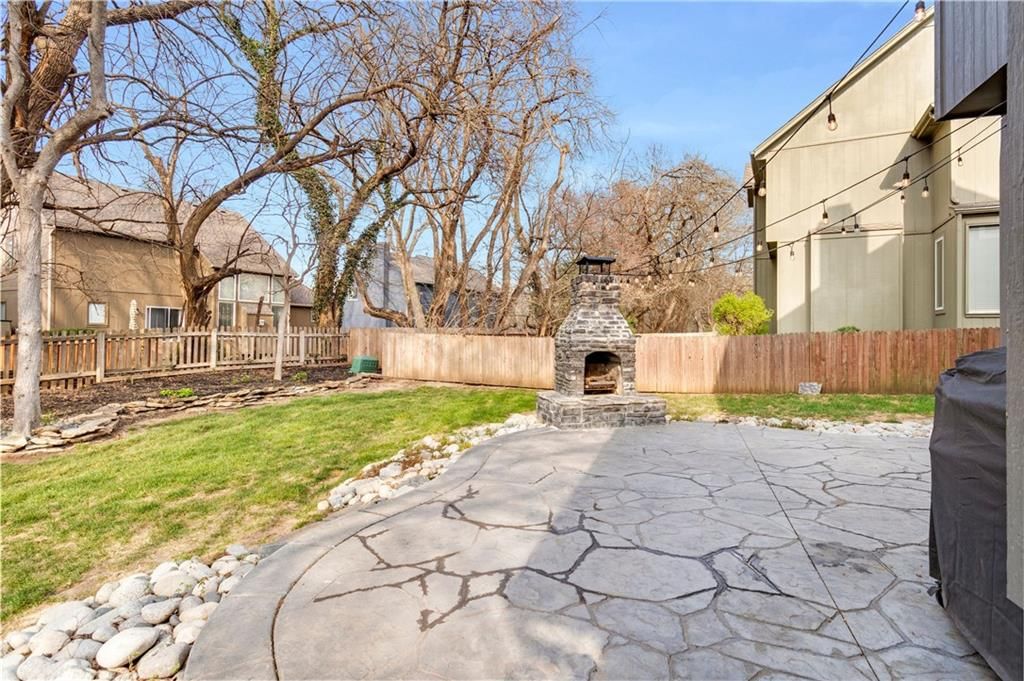 14030 W 130 Terrace — photo 8