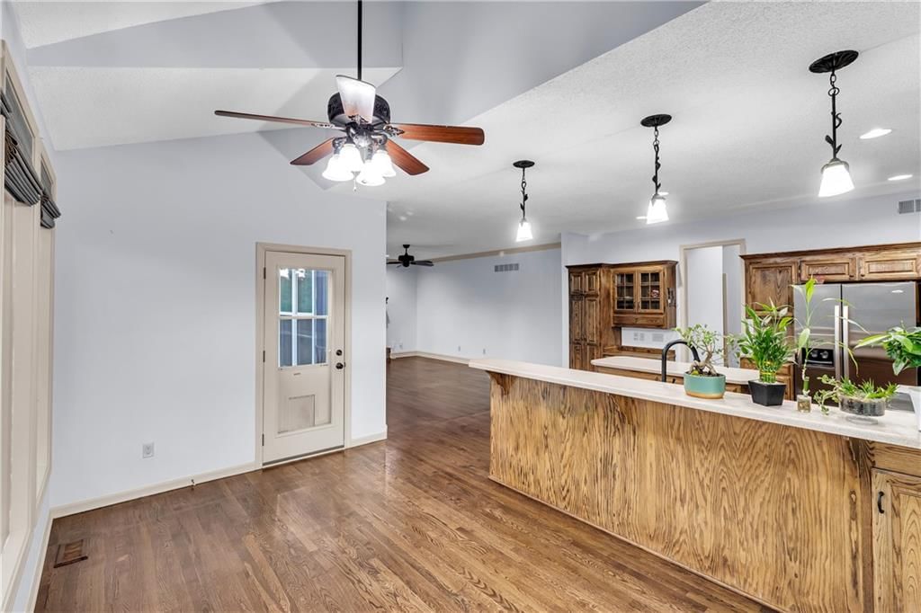 14030 W 130 Terrace — photo 18