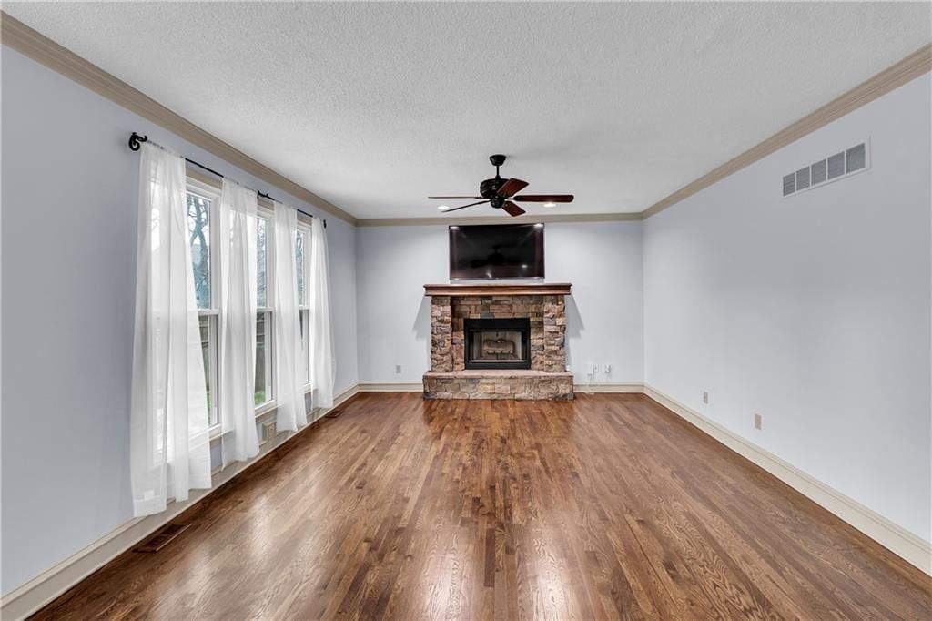 14030 W 130 Terrace — photo 21