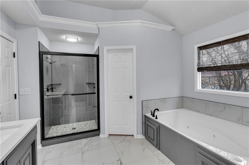 14030 W 130 Terrace — photo 34