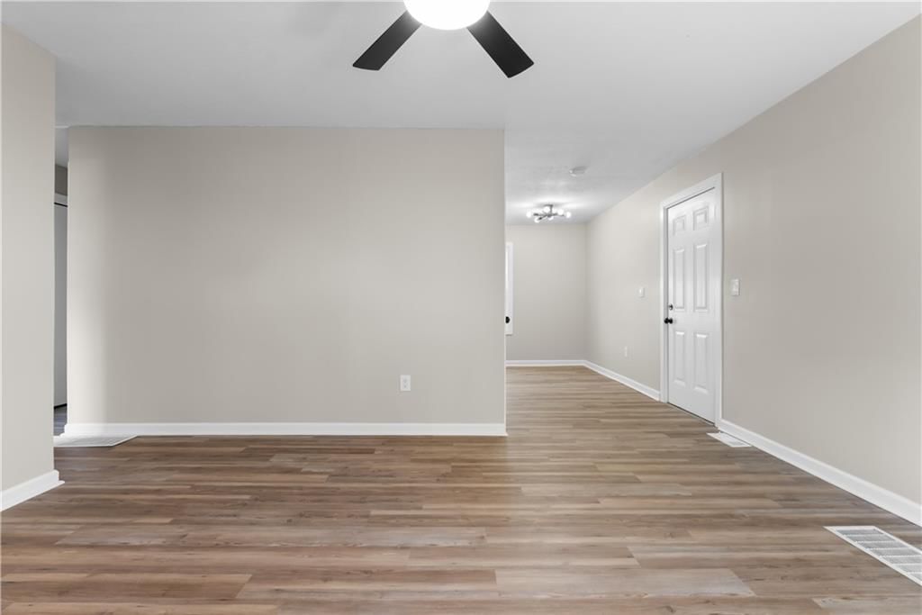 804 N 83rd Drive — photo 6