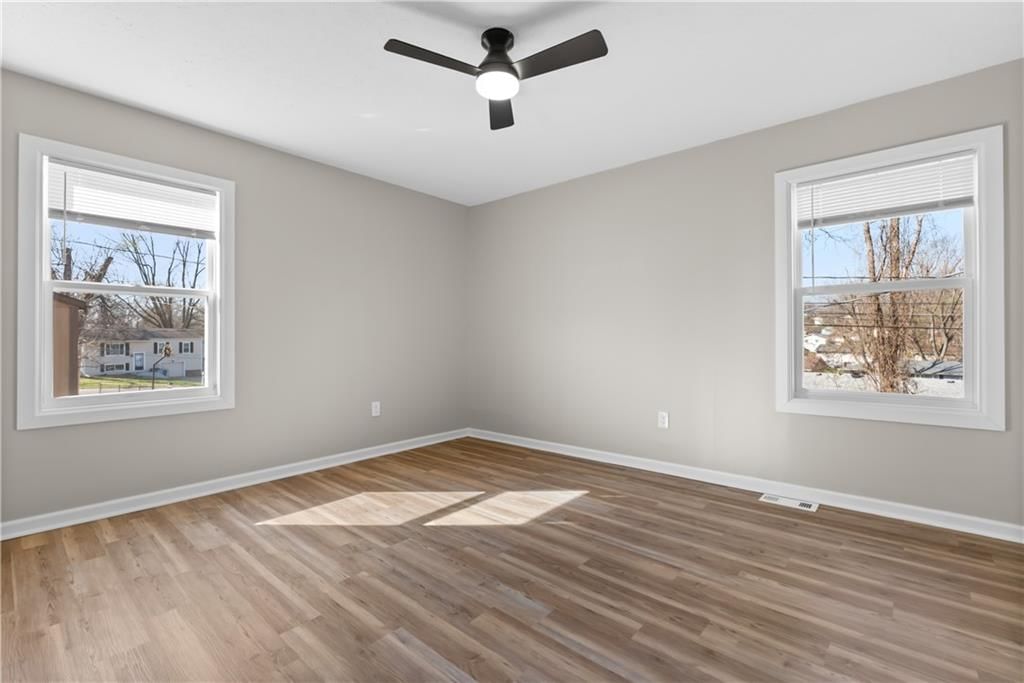 804 N 83rd Drive — photo 19