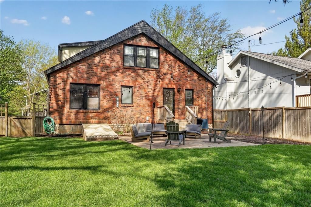 4733 Booth Street — photo 15