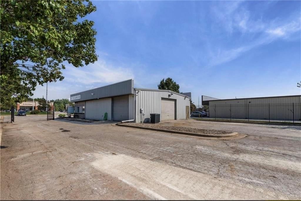 260 N Moonlight Road — photo 17