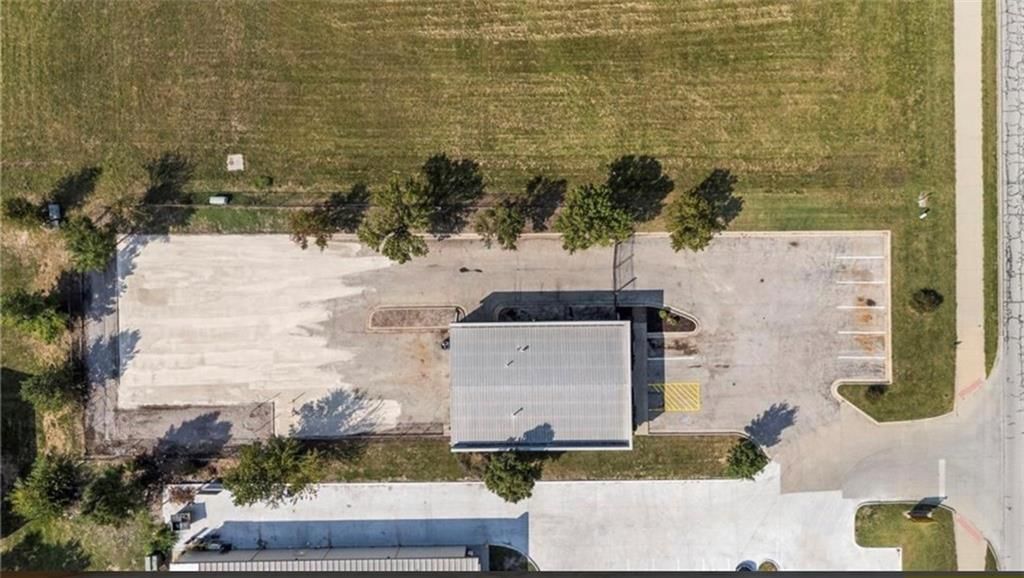 260 N Moonlight Road — photo 27