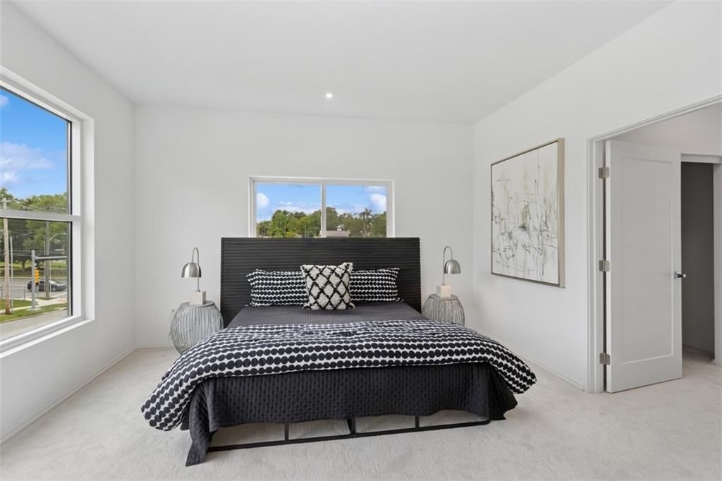10924 W 67th Street — photo 17
