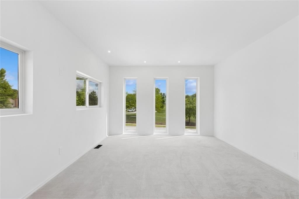 10924 W 67th Street — photo 22