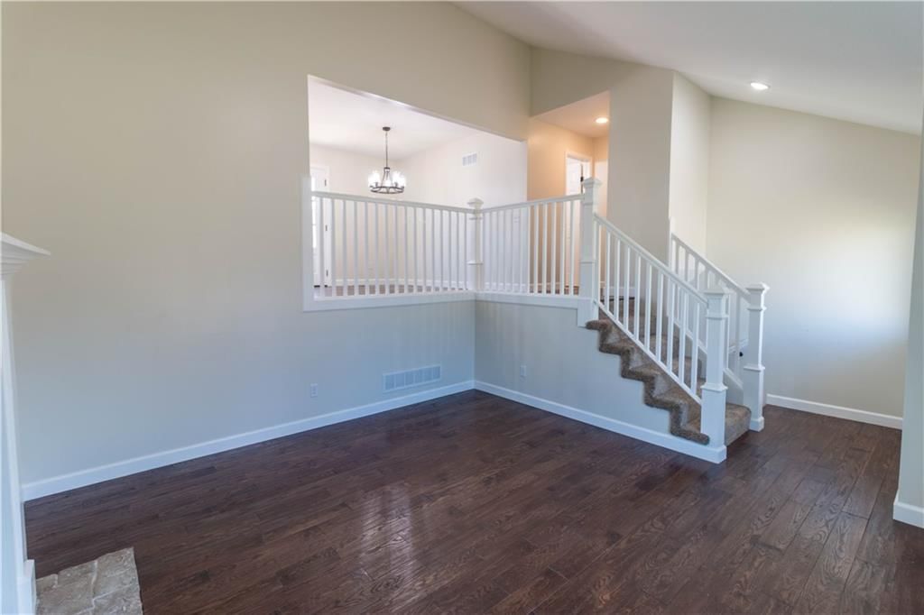 505 Santa Fe Drive — photo 6