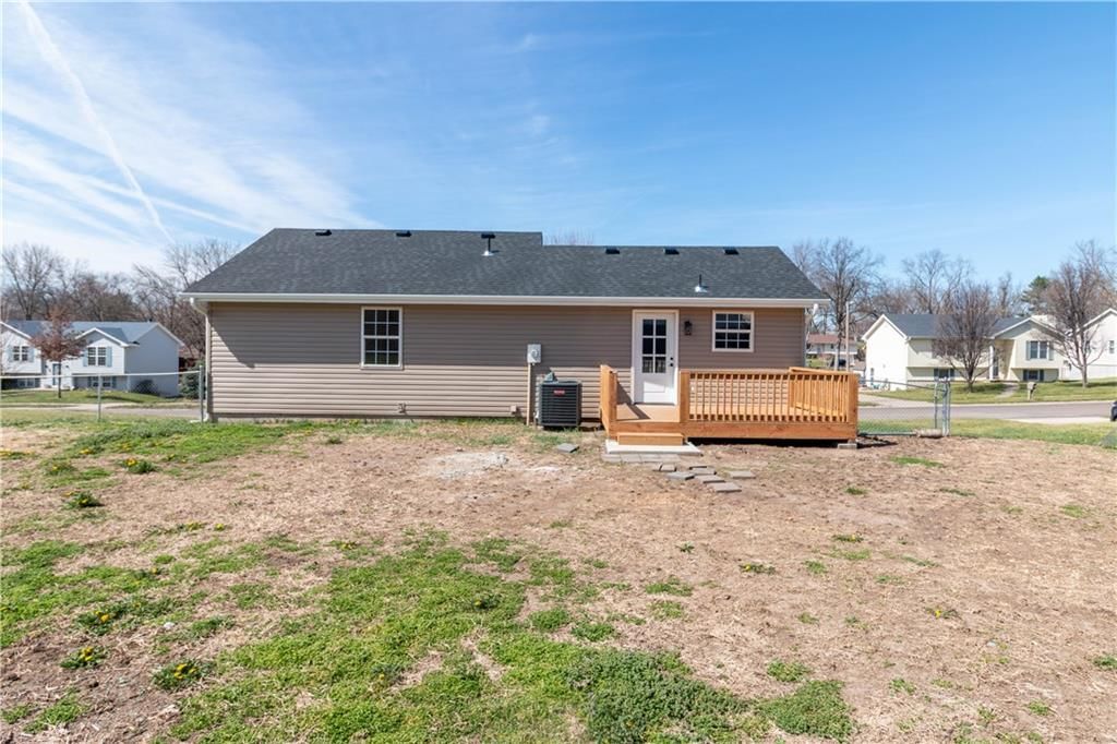 505 Santa Fe Drive — photo 34