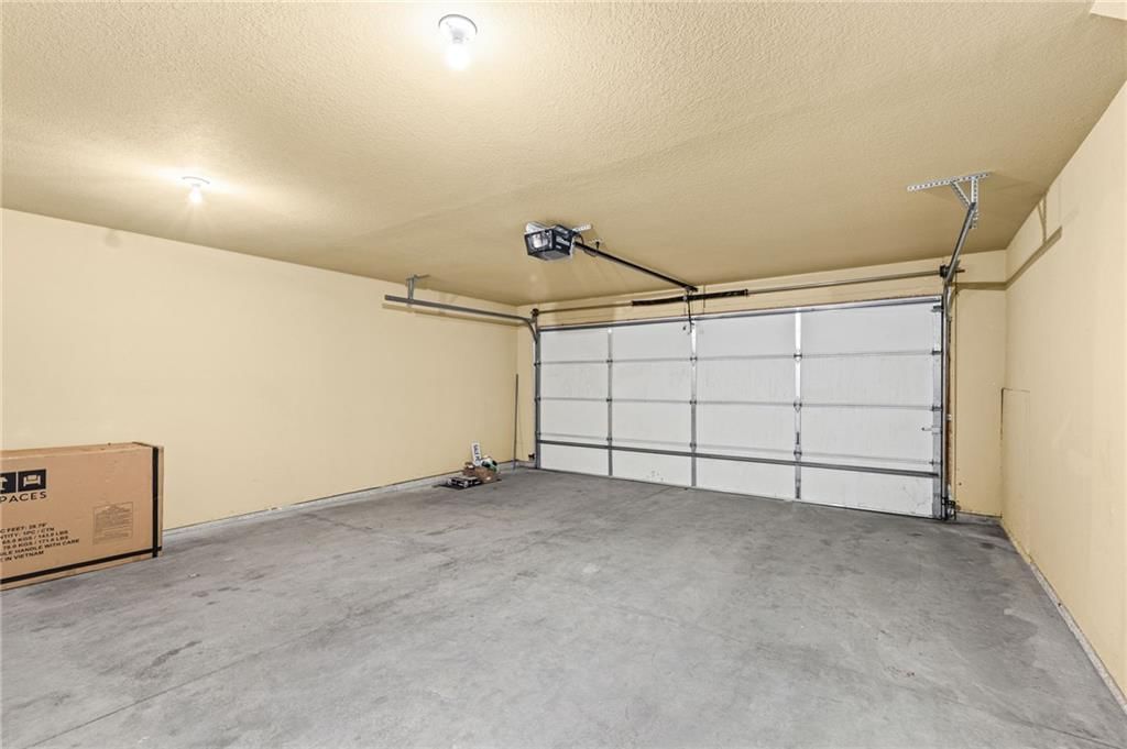 5245 Overland Drive — photo 25