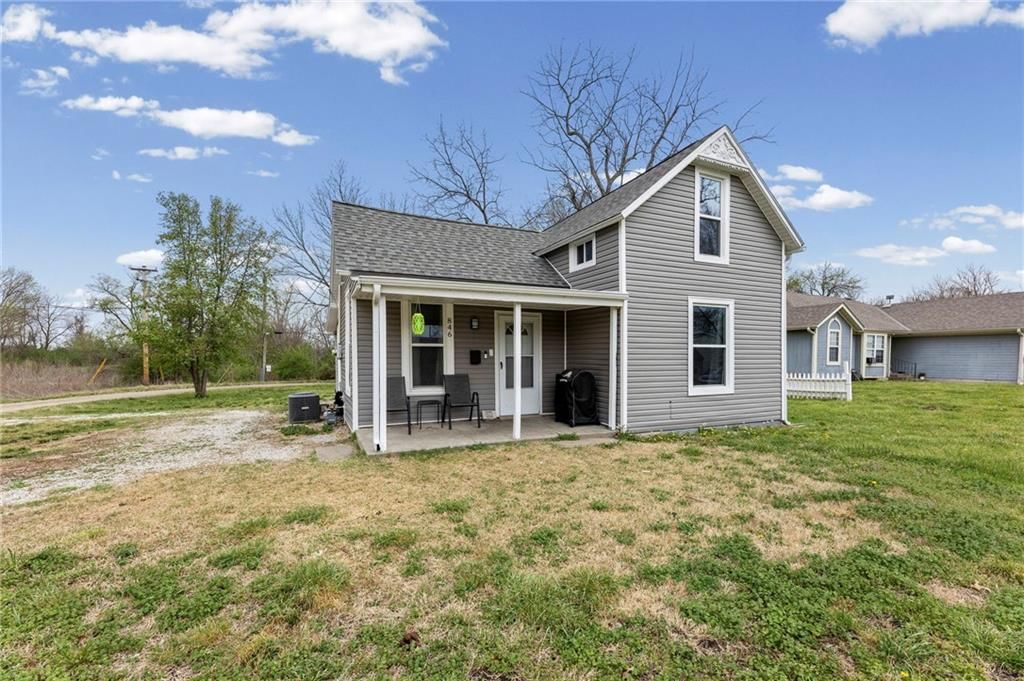846 S Olive Street, Ottawa, KS