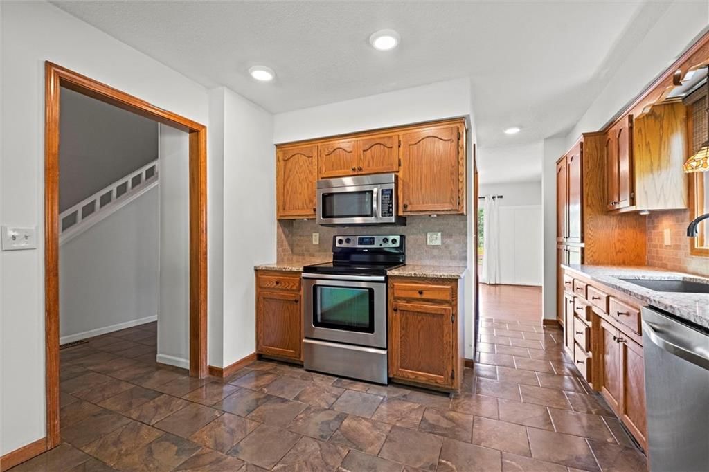 1204 Chadwick Court — photo 13