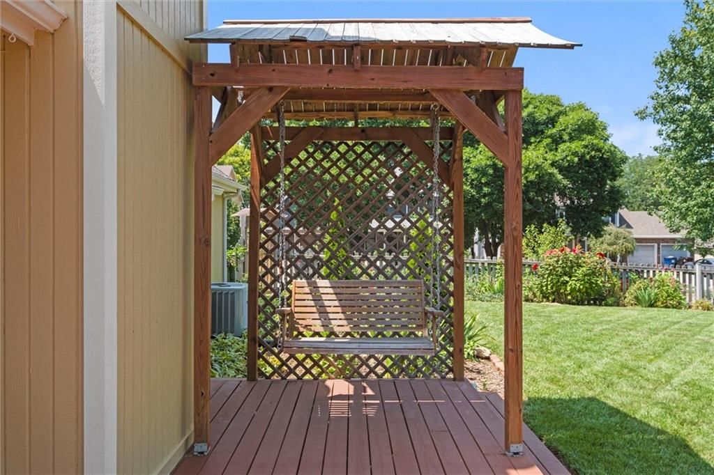 1204 Chadwick Court — photo 35