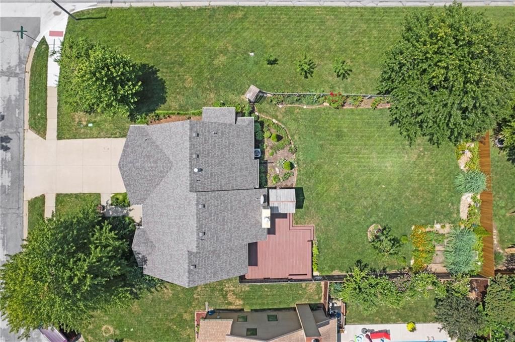 1204 Chadwick Court — photo 45