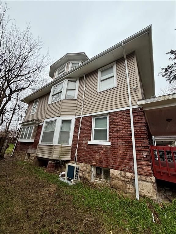 1116 Askew Avenue — photo 2