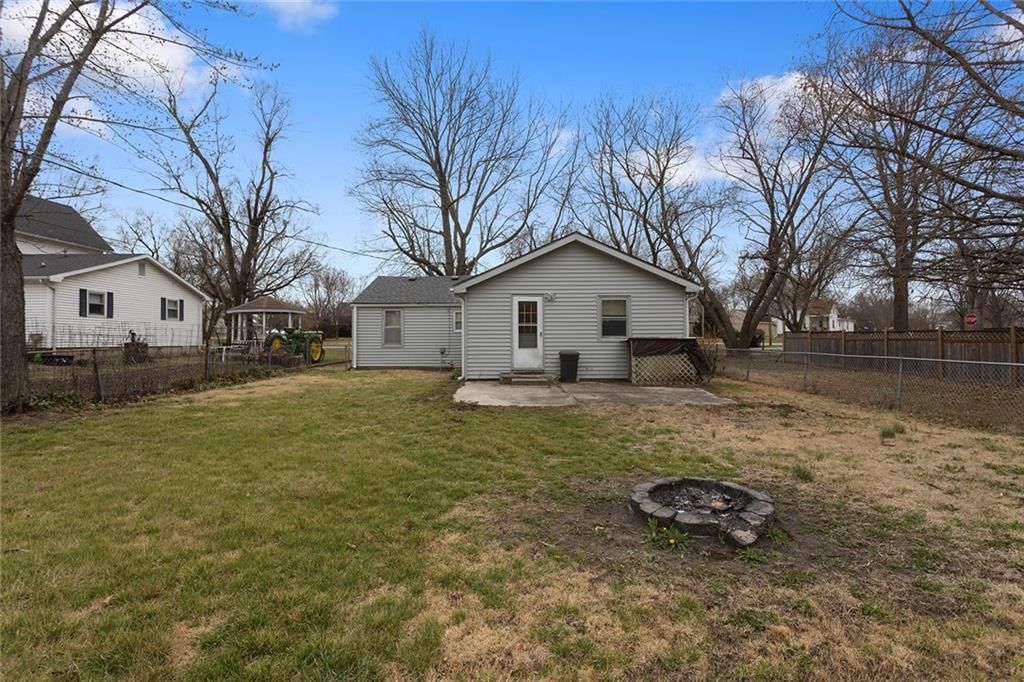 304 Ivy Street — photo 7