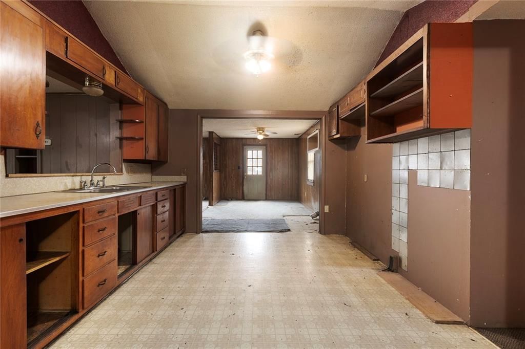 304 Ivy Street — photo 11