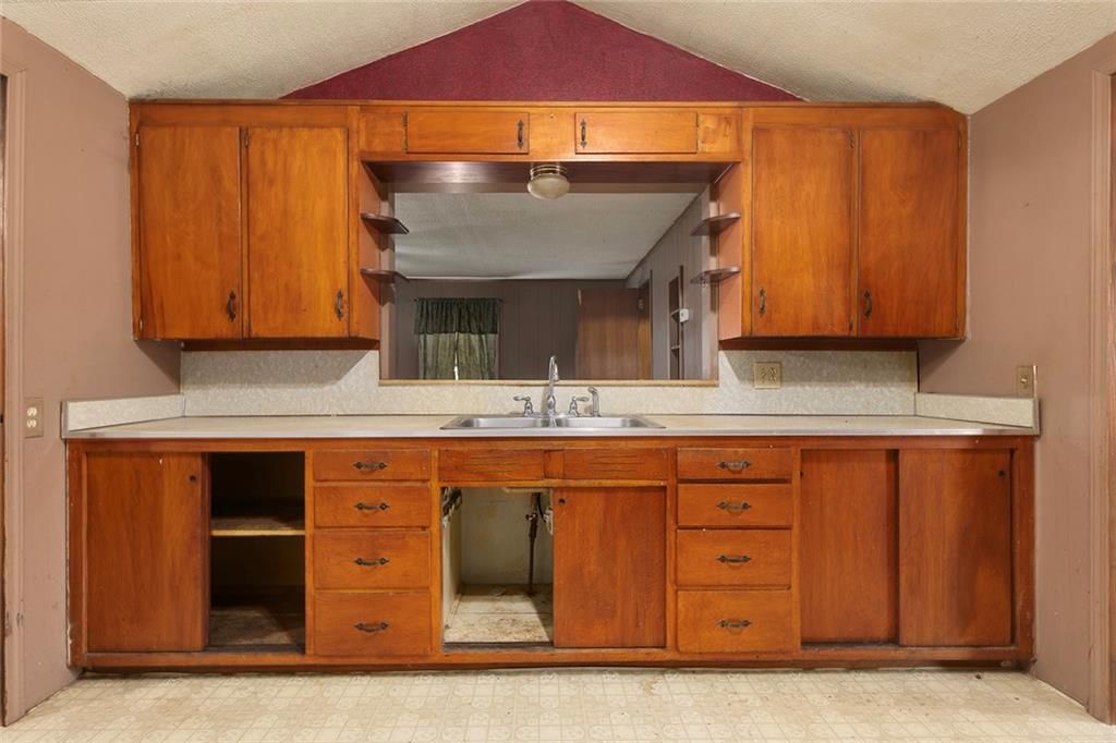 304 Ivy Street — photo 12