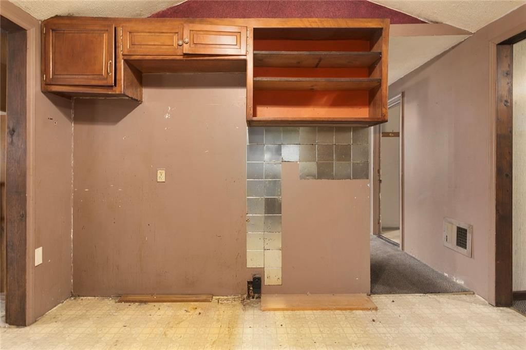 304 Ivy Street — photo 13